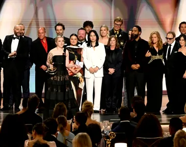 Serialele „Widow’s Bay” și „The Pitt” sunt marile câștigătoare ale Premiilor Emmy 2026