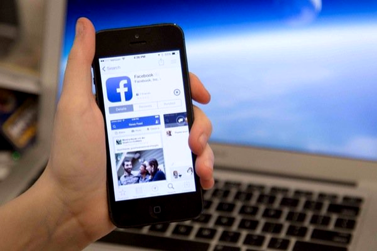 Facebook îmbunătăţeşte funcţia de căutare din aplicaţia pentru dispozitive mobile