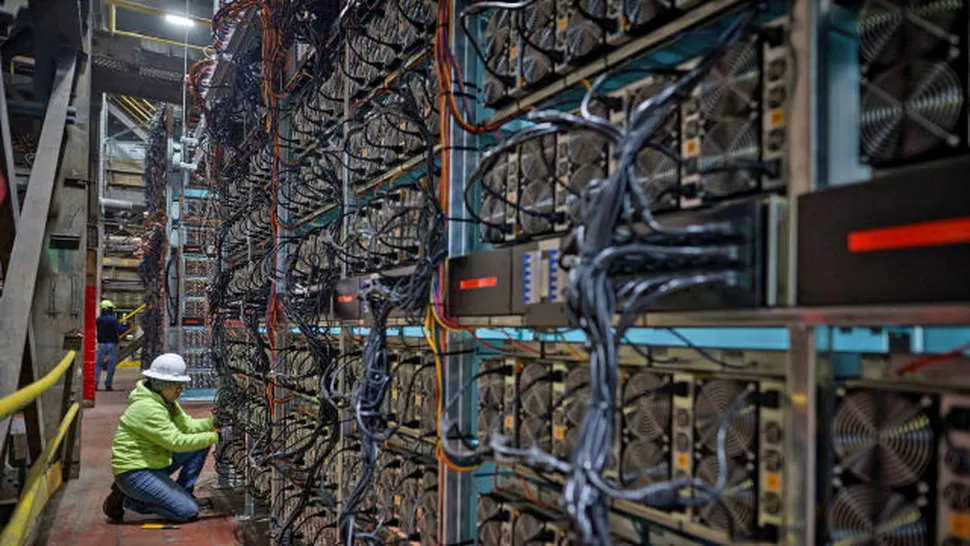 Administratorul unei centrale electrice convenţionale foloseşte minarea de monede Bitcoin ca mijloc de eficientizare a producţiei de energie