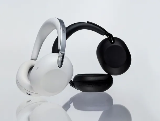 Sony lansează 1000X THE COLLEXION, căști audio premium cu anulare activă a zgomotului
