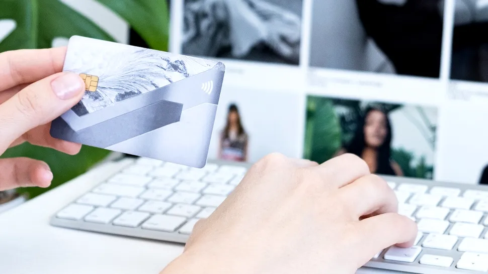 Taxa pe colete lovește platformele asiatice. Câștigurile din criptomonede vor fi și ele impozitate