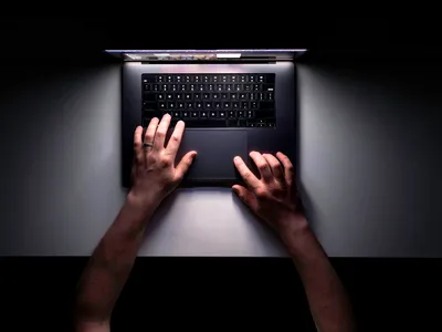 Poliția Română investește peste 15 milioane de lei într-o platformă de investigații pentru combaterea infracțiunilor din Darknet