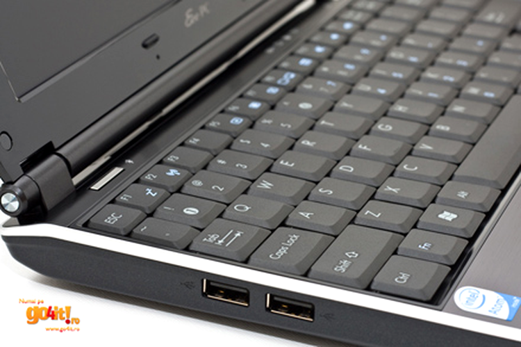 ASUS Eee PC 1002
