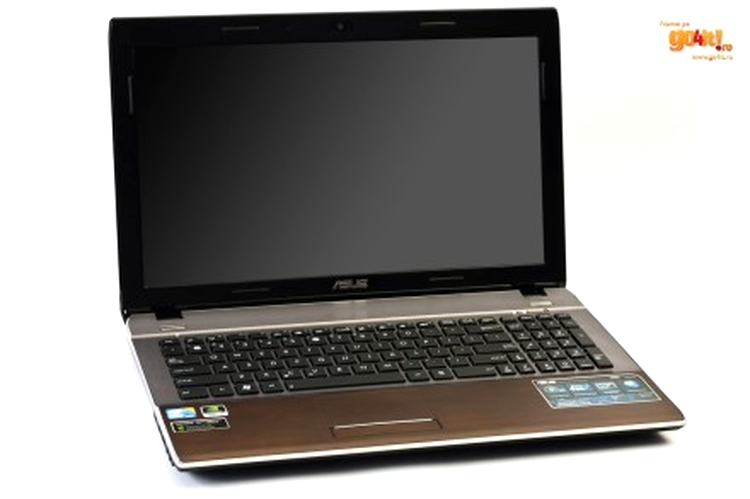 Asus U53J Bamboo - lemn în loc de plastic pentru carcasă