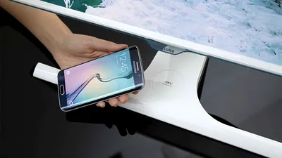 Samsung a dezvăluit monitoarele SE370 cu încărcare wireless Qi şi FreeSync