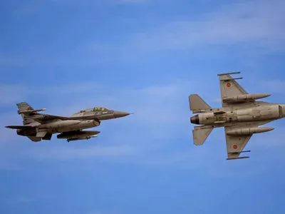Avioane F-16 românești au interceptat și doborât două drone de atac în apropiere de Sulina