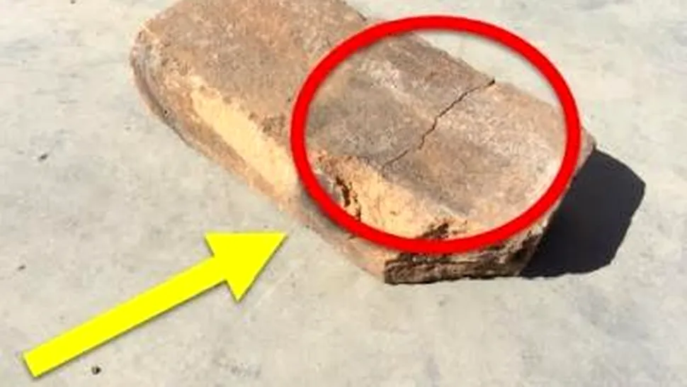 Ce a găsit un bărbat într-o cărămidă veche de 100 de ani