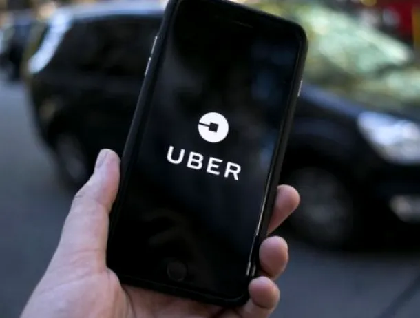 Uber limitează extinderea serviciilor de livrare a mâncării în țările europene. Cum este afectată România