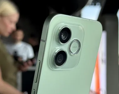 Foto | Prim contact cu noua serie de telefoane Honor 600. Vin cu procesoare Snapdragon și multe funcții bazate pe AI