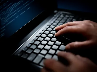 Rețea de spionaj cibernetic a serviciilor ruse GRU, destructurată de FBI cu sprijinul României