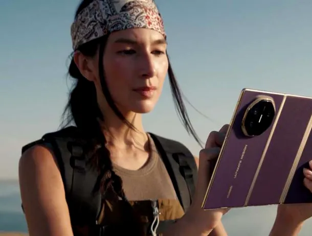 Huawei Mate XT 2 ar putea renunța la designul octogonal al camerelor și adopta un modul pătrat