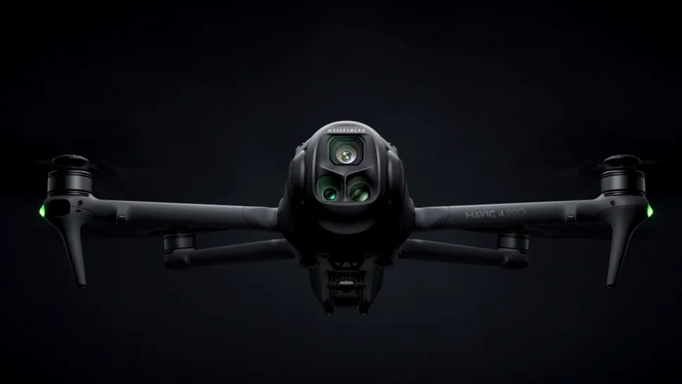 DJI Mavic 4 Pro, o dronă care permite filmări aeriene din orice unghi