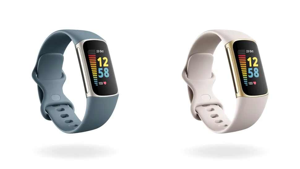 Tracker-ul de fitness Fitbit Charge 5 a fost lansat, cu ecran mai bun și autonomie ridicată