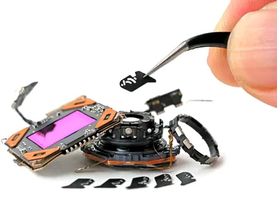 Diafragma camerei iPhone 18 Pro, aproape imposibil de reparat?