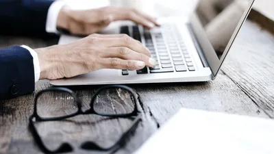 AGDE solicită aplicarea imediată a prevederilor legale privind remunerația compensatorie pentru copia privată în beneficiul editorilor de presă
