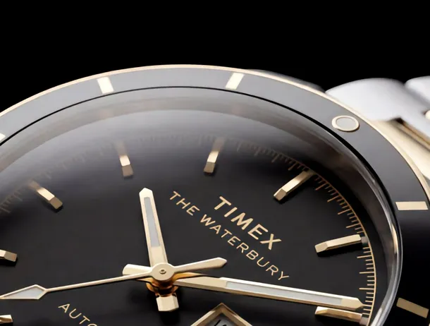 Timex extinde gama Waterbury Heritage: Două ceasuri automate clasice, cu mecanism japonez și afișaj zi-dată