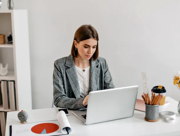 Cum să îți organizezi mai bine timpul cu ajutorul telefonului (P)