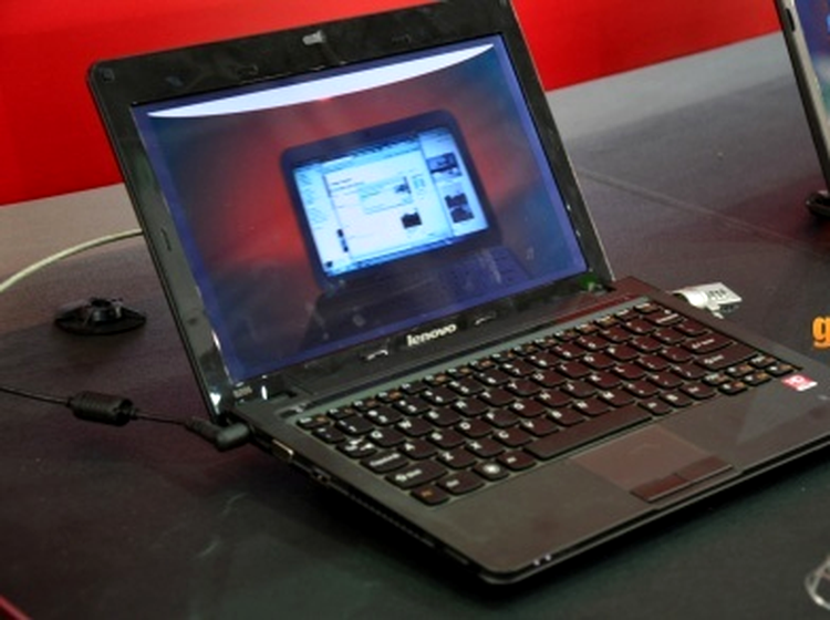 Lenovo IdeaPad S205 la Computex 2011