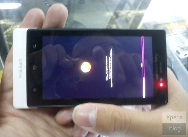 Sony Ericsson MT27i 'Pepper', un nou model Xperia la orizont
