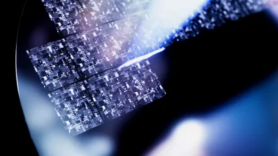 Șeful ASML avertizează: Europa rămâne în urmă în cursa pentru inteligența artificială, în timp ce SUA cumpără 80% din cele mai avansate cipuri