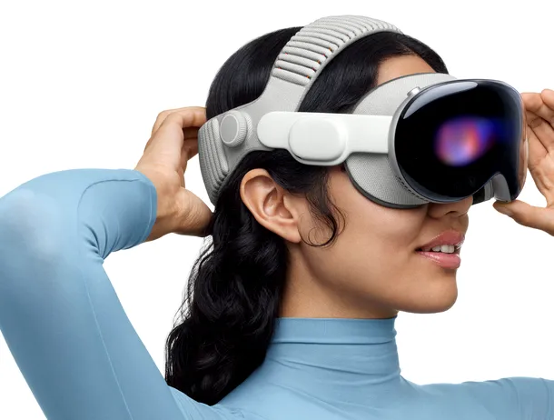 Apple a prezentat casca Vision Pro