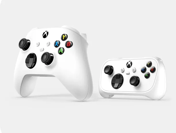 Microsoft a lansat un controler Xbox mai mic și mai ieftin