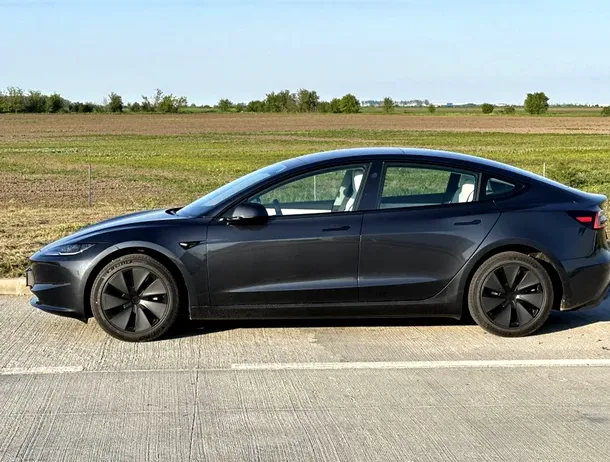 FSD (Supervised) este disponibil în cinci state UE, iar Tesla pregătește următoarea etapă