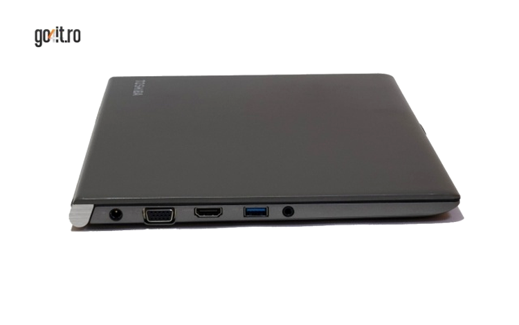 Toshiba Satellite Z30 stă bine la capitolul conectori