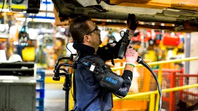 Ford şi-ar putea echipa angajaţii cu exoschelete menite să îi ajute la activităţile fizice solicitante