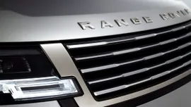 Când sunetul devine parte din experiența de condus: de ce noul Range Rover SV Ultra ridică standardele în segmentul SUV-urilor de lux