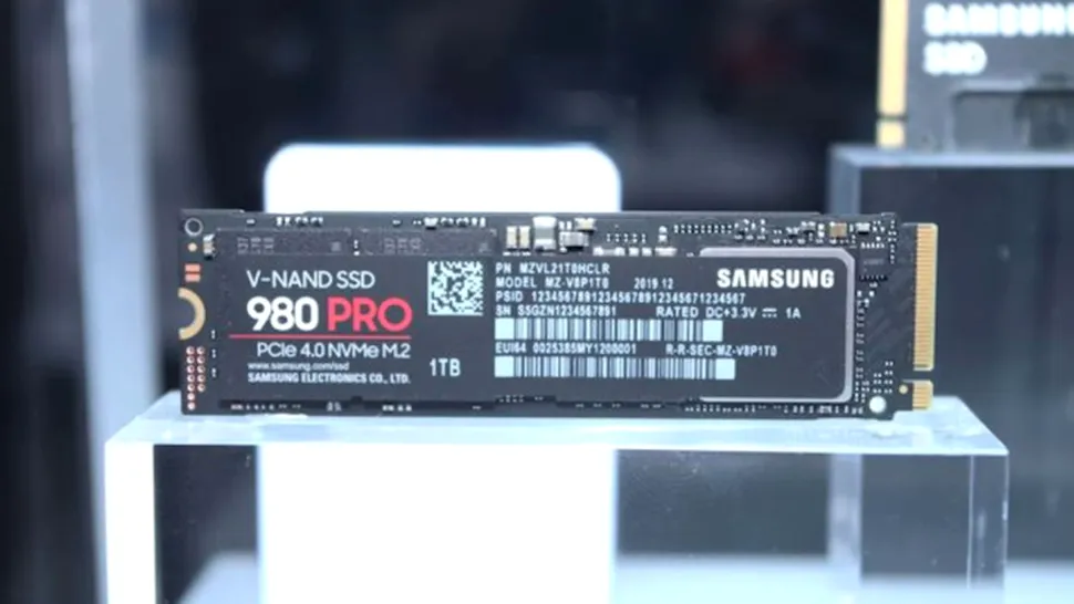 Samsung a lansat SSD-urile NVMe 980 PRO, cu viteze de 7000 MB/s