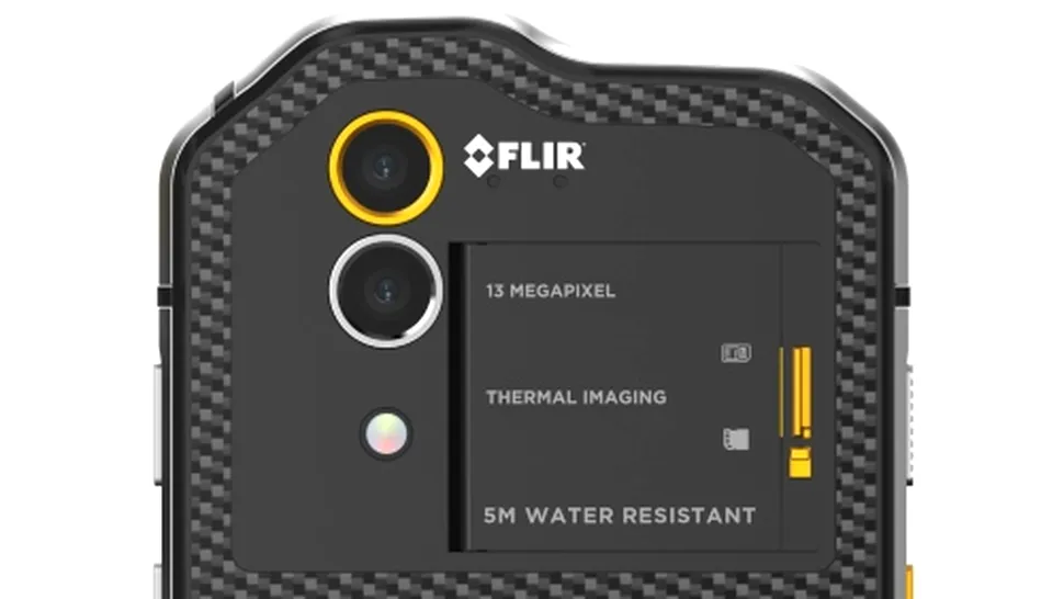 Primul smartphone care include cameră foto cu termoviziune, disponibil acum la precomandă