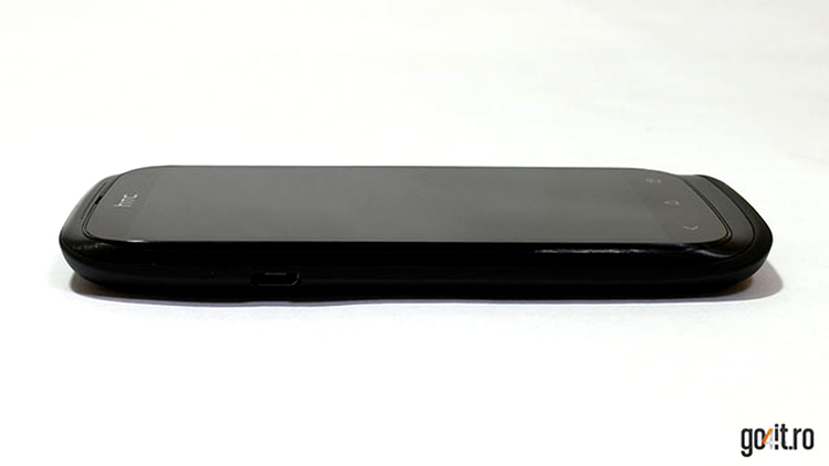 HTC Desire X - vedere din lateral