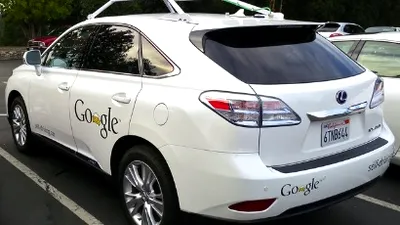 Autoturismele Google ghidate de calculator au fost implicate în 11 accidente, niciunul din vina maşinii