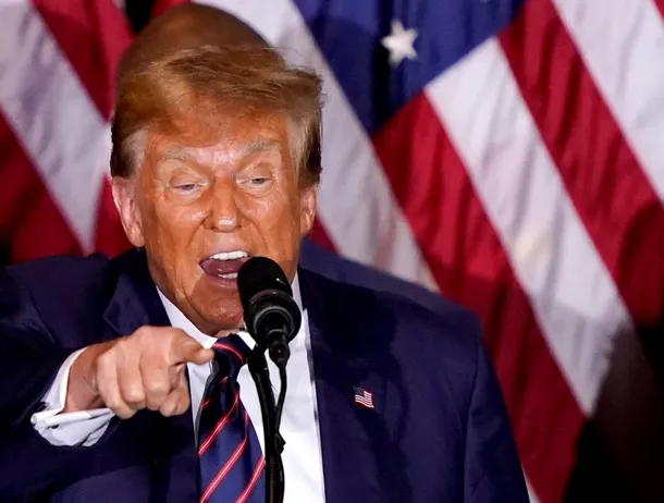 Meme coin-ul lansat de Donald Trump s-a transformat într-un dezastru total. A fost doar o schemă de tip „rug pull”?