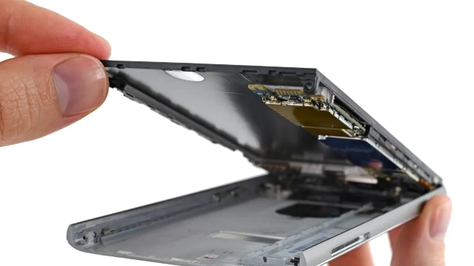 LG G5, primul telefon LG cu design modular, este mai uşor de demontat şi reparat decât am fi sperat