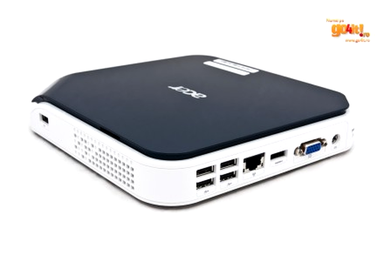 Aspire Revo stă bine la capitolul conectori