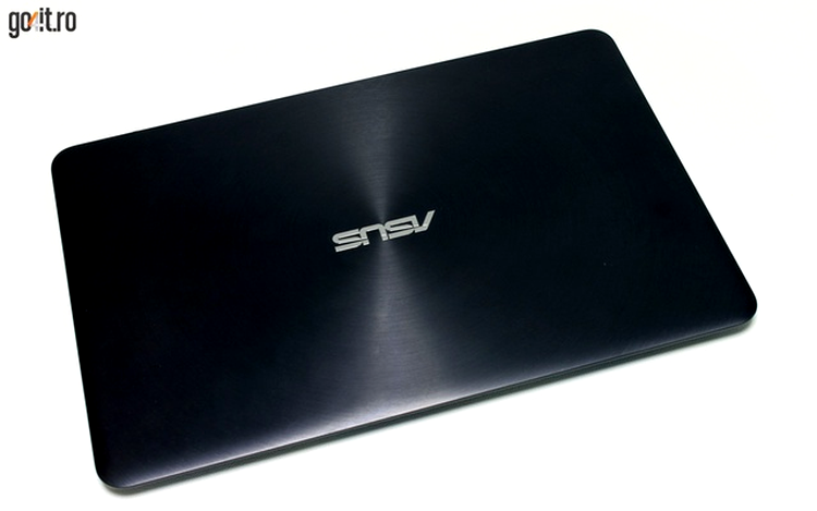ASUS ZenBook UX305: o carcasă fabricată integral din aluminiu