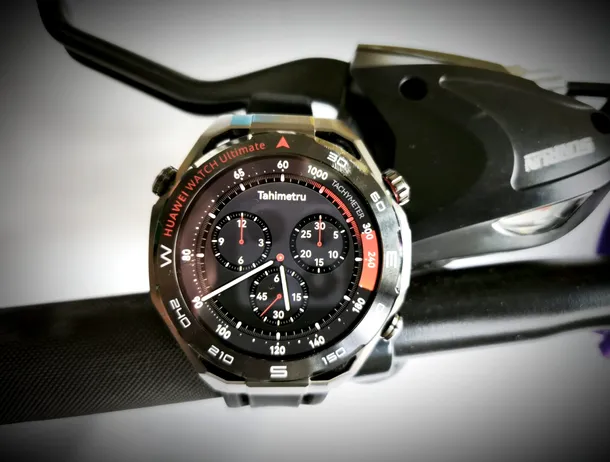 Review HUAWEI WATCH Ultimate 2: ceasul de lux care nu se „sperie” de aventuri, fie pe munte, fie sub apă
