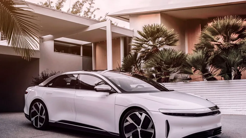 Lucid anunță prețul pentru mașina electrică Air, primul concurent real pentru Tesla Model S