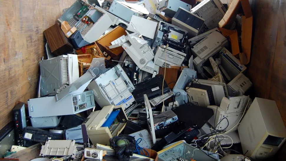 Oamenii au generat o cantitate record de deșeuri electronice în 2019, iar situația se agravează