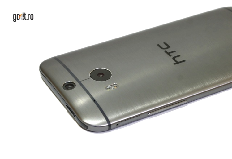 HTC One M8 - sistemul dual camera