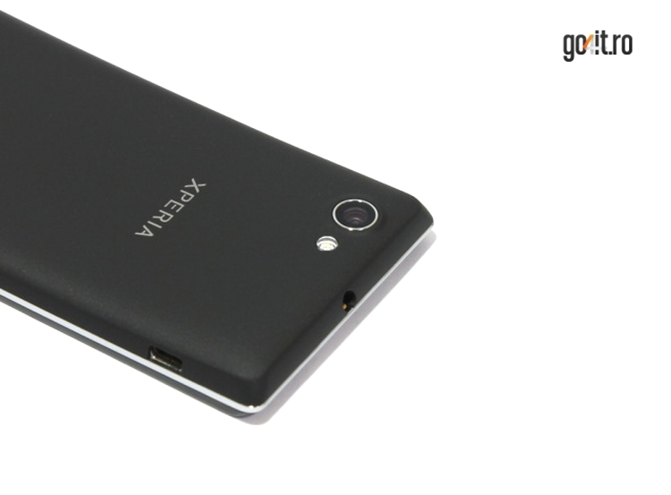 Sony Xperia J - camera foto de 5 MP este modestă
