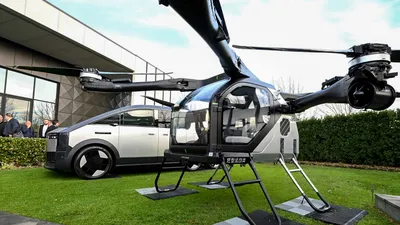 Video - China pregătește mobilitatea viitorului: roboți umanoizi și drone care transportă oameni
