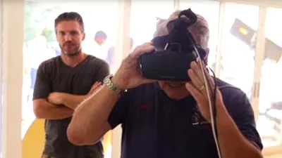 Ce tehnologii folosesc echipele care filmează scenele pentru realitate virtuală din filmele pentru adulţi [VIDEO]