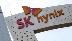 SK hynix a prezentat arhitectura termică „iHBM” care răcește memoria AI direct la sursă