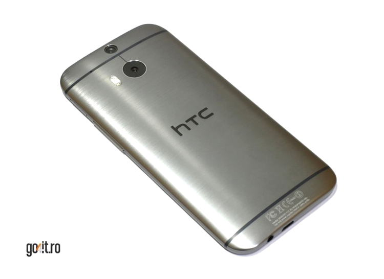 HTC One M8 - o carcasă din aluminiu foarte bine finisat
