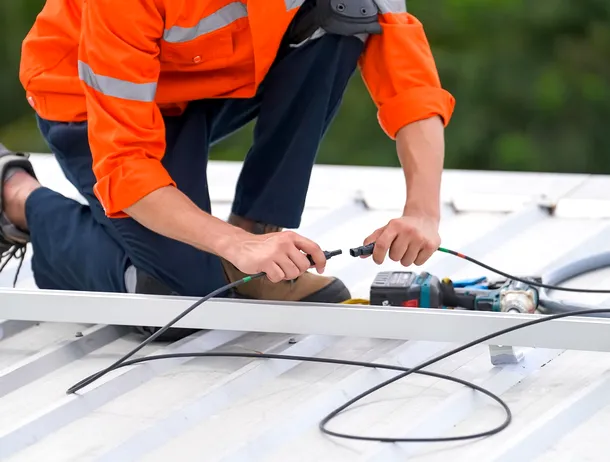 Cea mai populara alegere în 2026: Kit solar de la eMAG – soluție off-grid pentru cei care vor autonomie energetică acasă