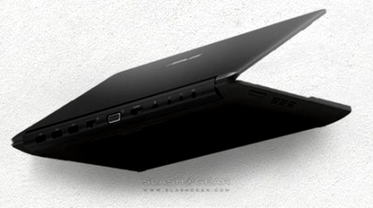 Asus Eee PC 1218 - porturile au fost mutate în partea din spate