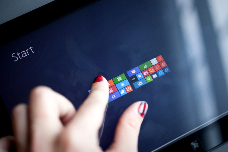 Microsoft promite noi produse cu Windows 8, mai mici şi mai ieftine decât cele lansate până acum